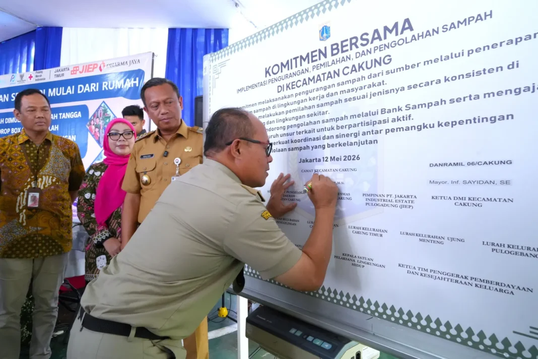 Wali Kota Jaktim Luncurkan Gerakan
