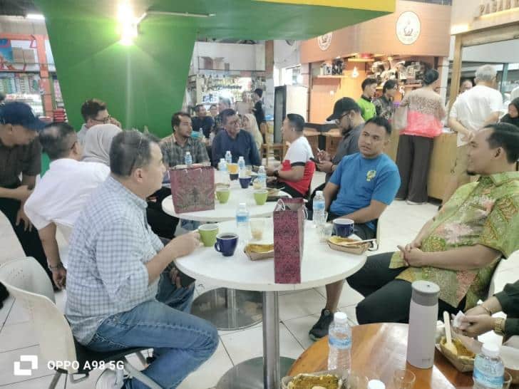 Wakil Ketua DPRD Tangsel Kunjungi Dunia Kopi Pasar Santa