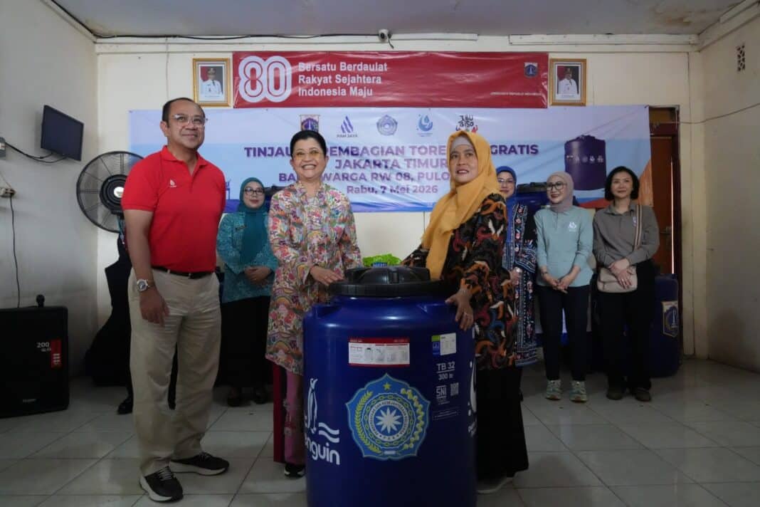 357 Warga Jakarta Timur Terima Bantuan Toren Air Gratis dari PAM Jaya