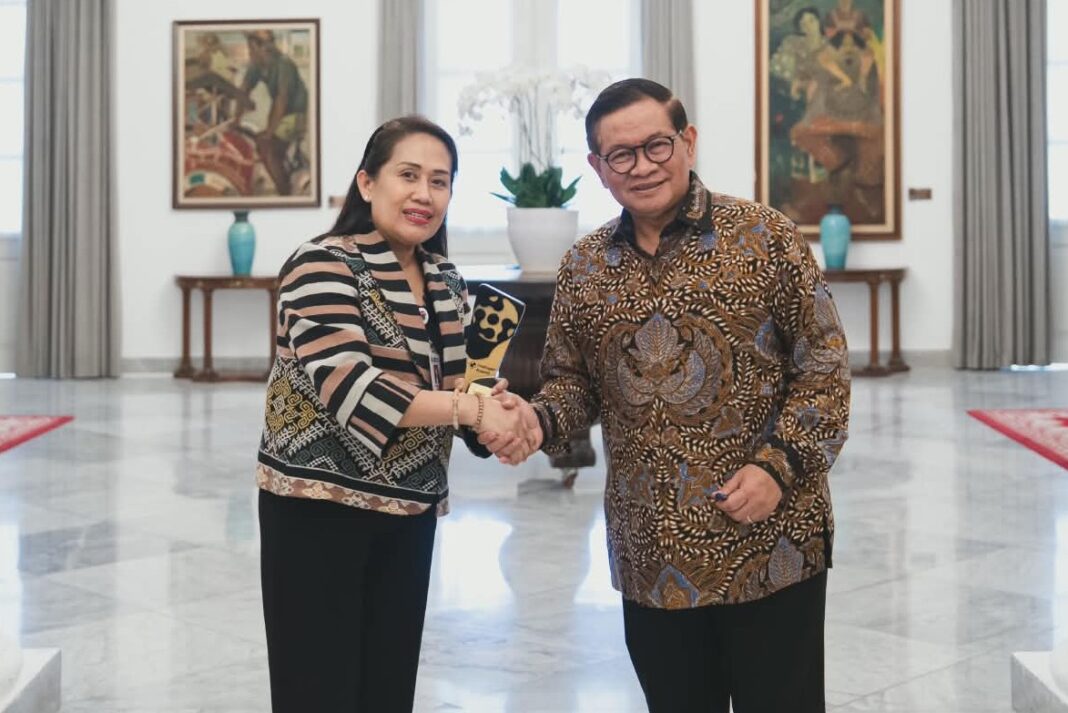 Pemprov DKI Jakarta Raih Penghargaan Transaksi UMKM Terbesar di Inabuyer Expo 2026
