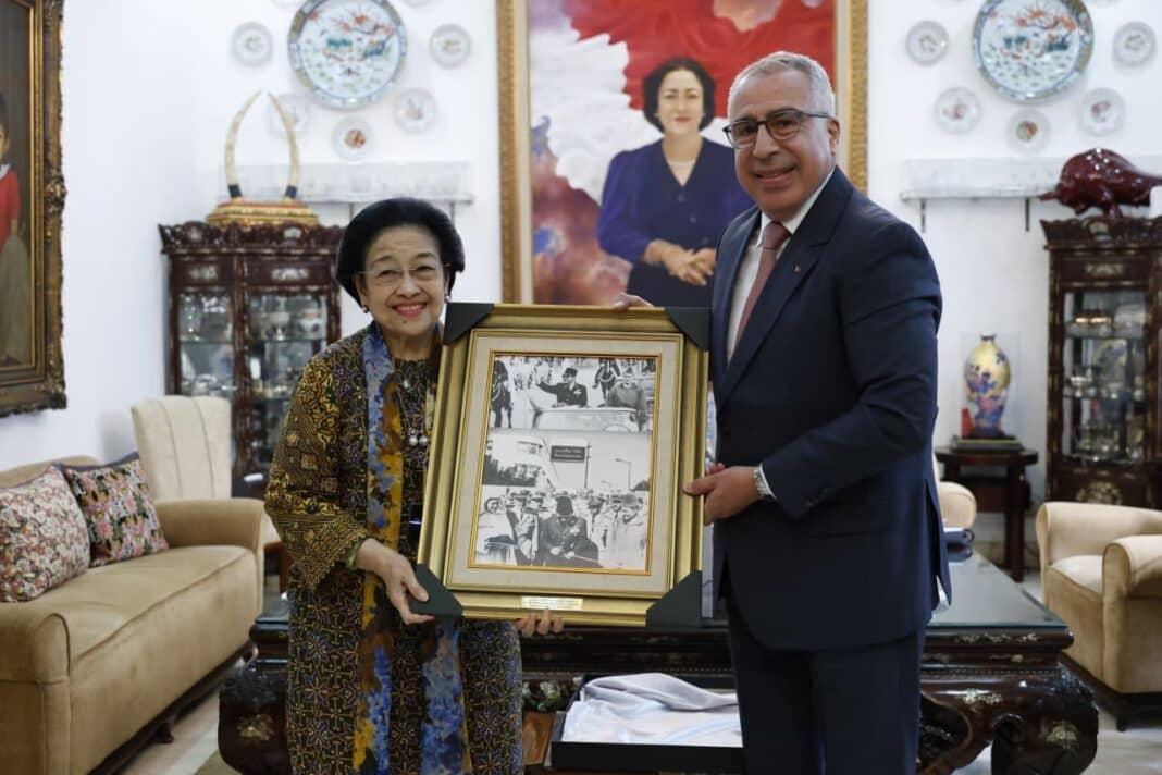 Megawati dan Dubes Maroko Bahas Diplomasi Soekarno